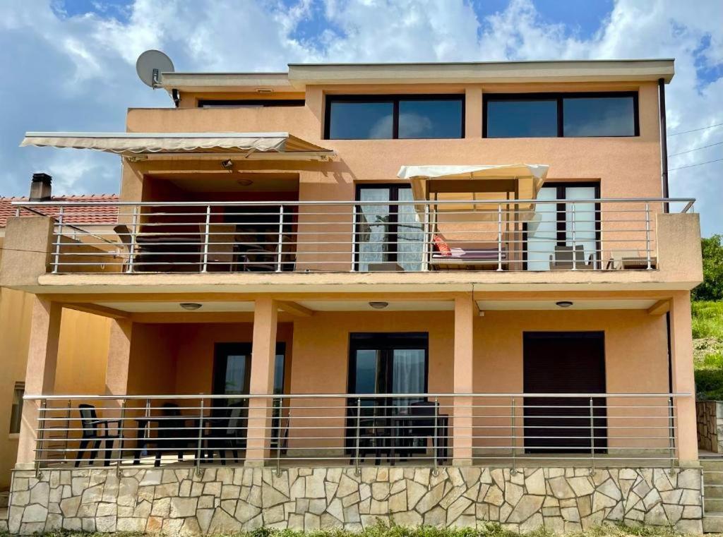 Apartments Camilla Radovici Exterior foto